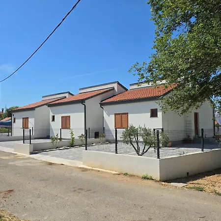 House Angelina Apartment