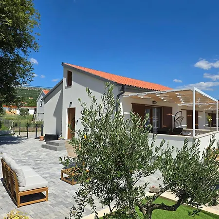 Apartamento House Angelina Kruševo